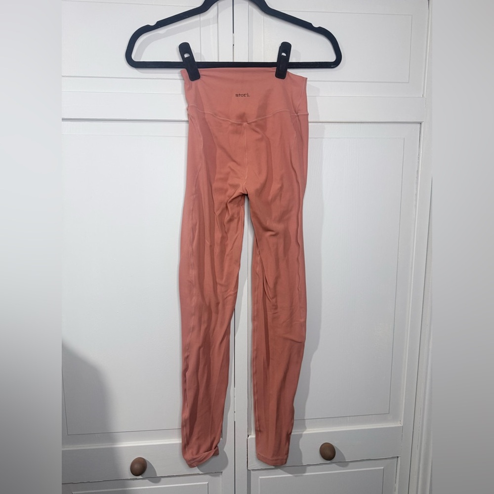Stori Leggings View 3